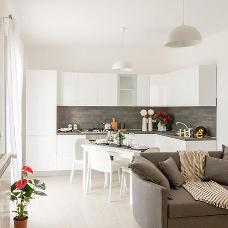Fco Secrets Luxury Apartment Fiumicino Eksteriør bilde